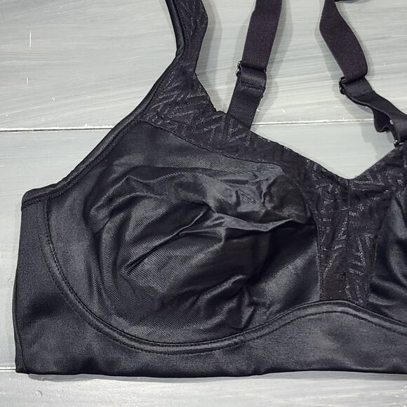 Playtex 4699 18 Hour Bounce Control Convertible Wireless Bra‎ Black 36C - Picture 4 of 13